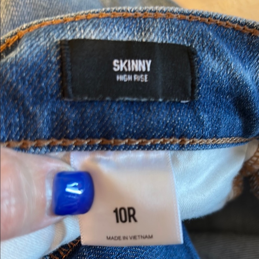 Express Distressed Skinny High Rise Jeans - Picture 5 of 7